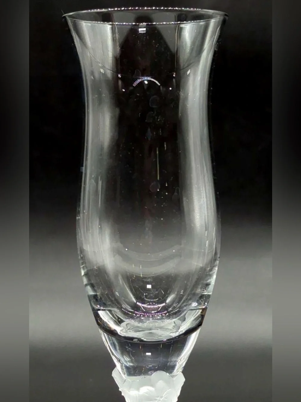 Set Of 4 Elegant Gorham Crystal Champagne Flutes Featuring Frosted Floral Design